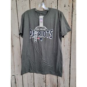 Men's Medium NFL Team Apparel New England Patriots Short Sleeve T-Shirt Tee